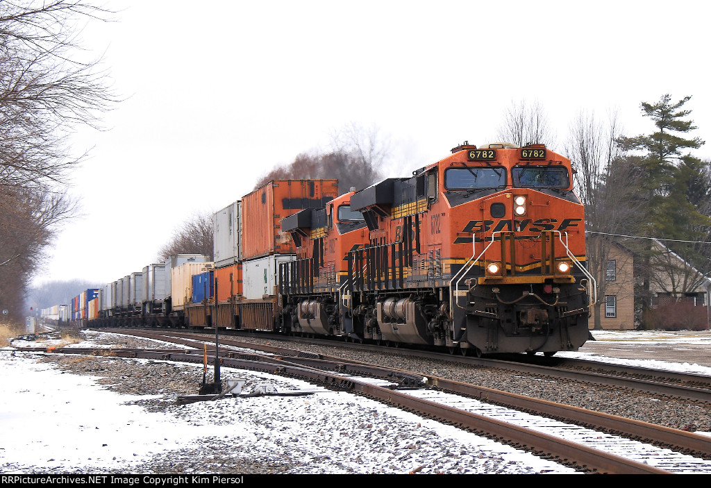 BNSF 6782